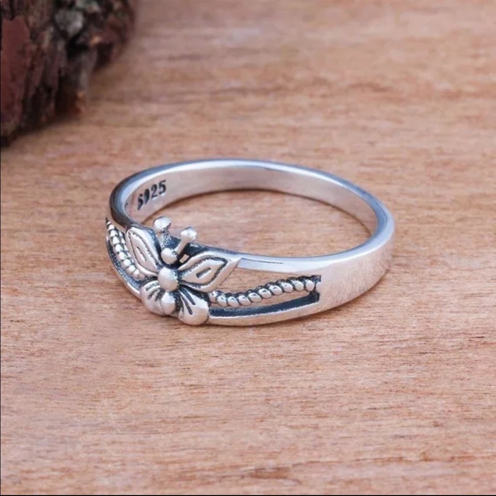 New 925 Silver Dainty Butterfly Women’s Ring - Picture 3 of 5